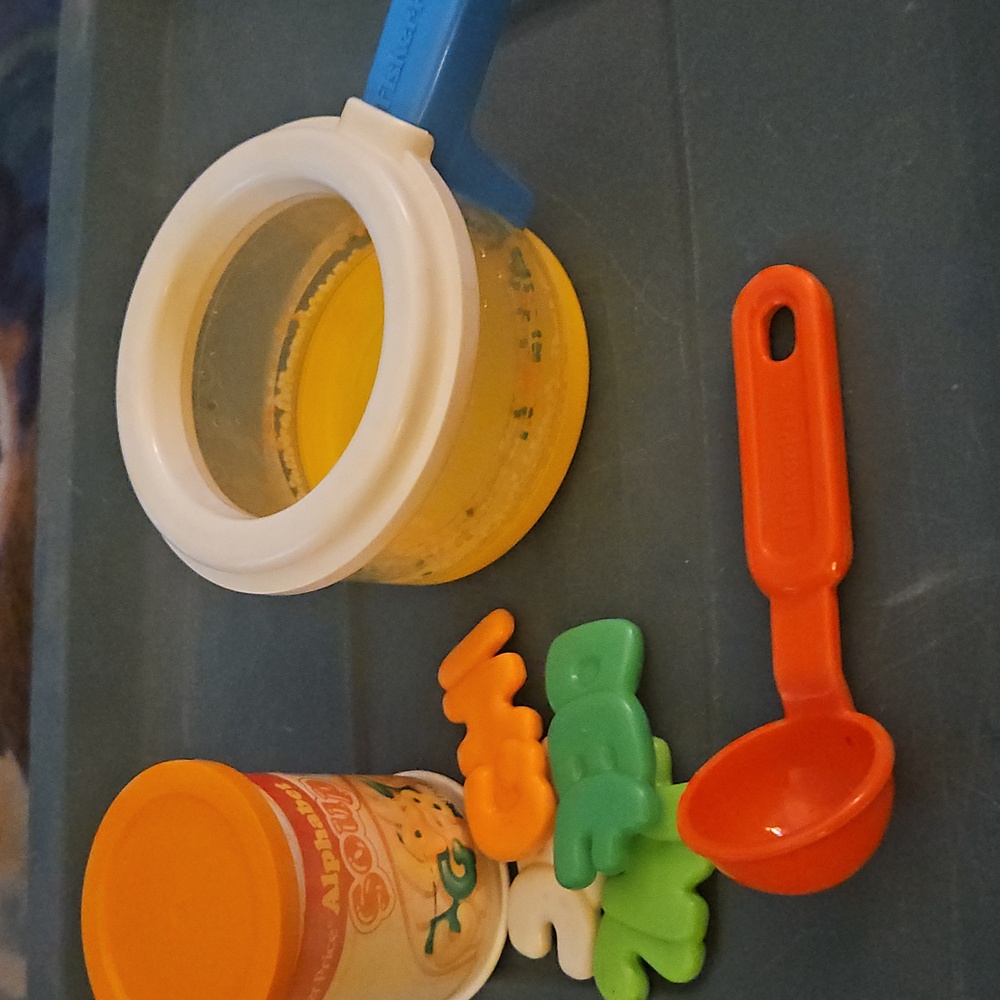 Vintage Fisher price Alphabet Soup Fun with food